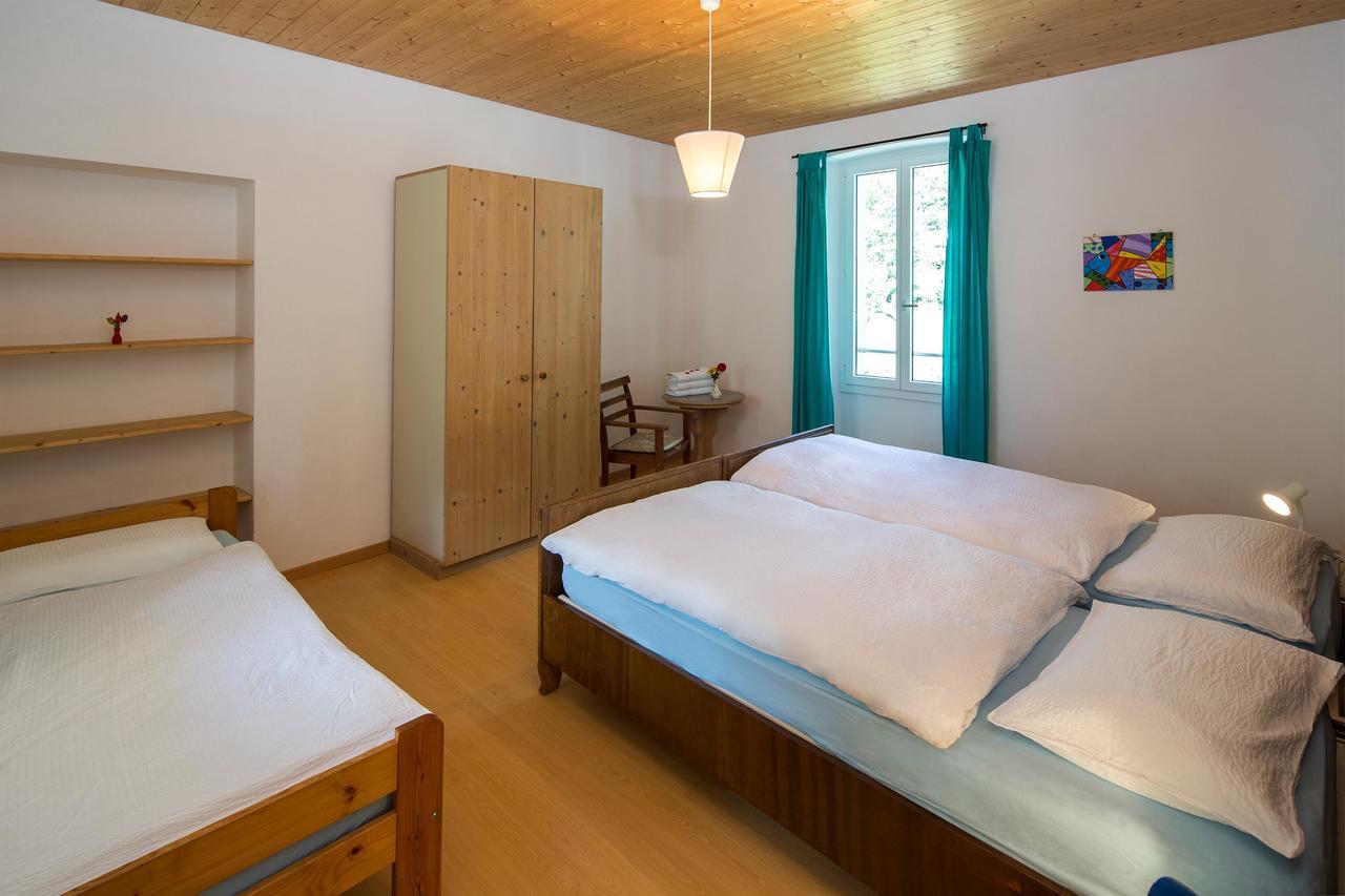 Hotel Garni Maggia Giumaglio Bagian luar foto